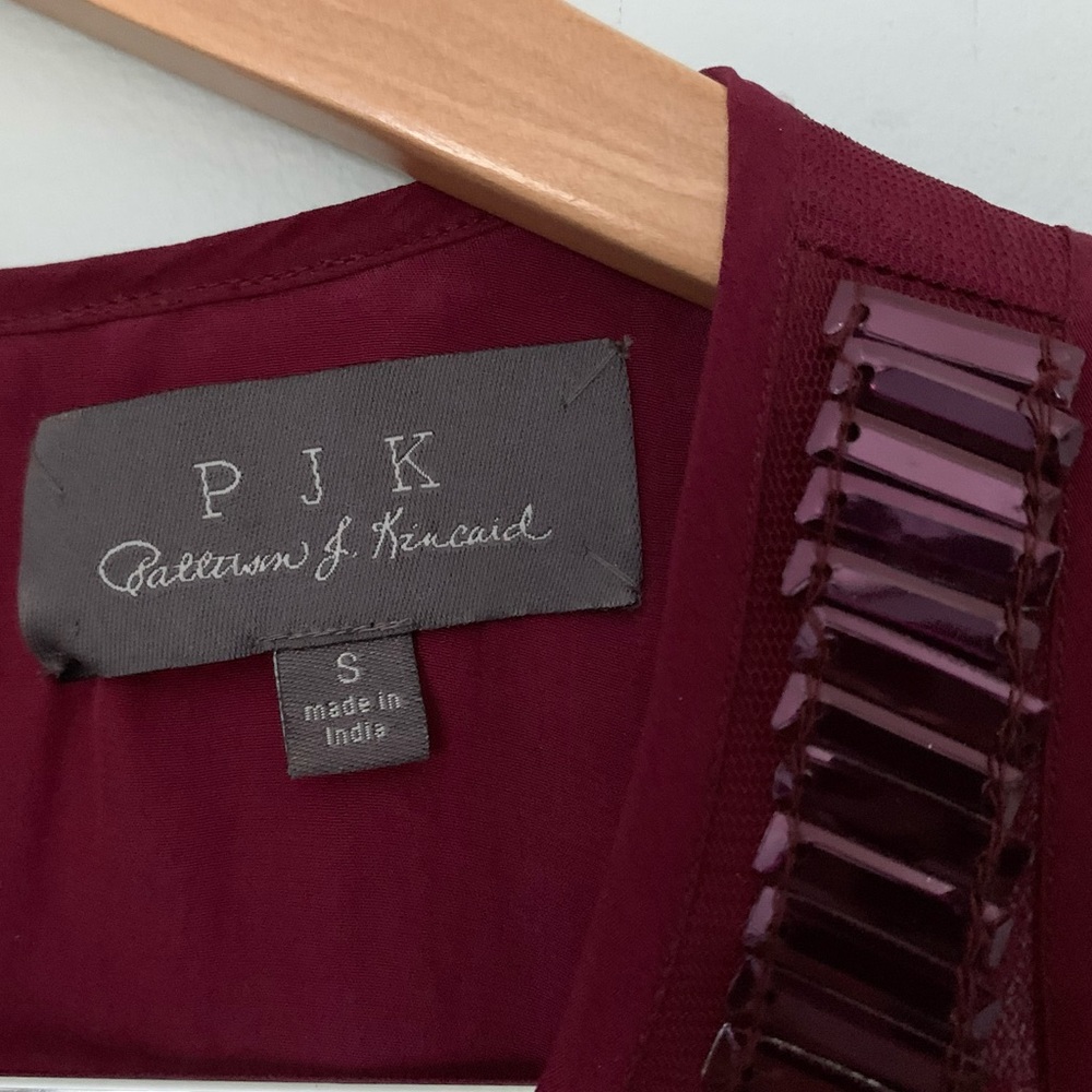 PJK Patterson J. Kincaid Burgundy Beaded Tank - Picture 3 of 11